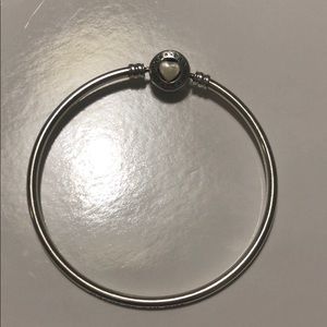Pandora limited edition mothers day bangle